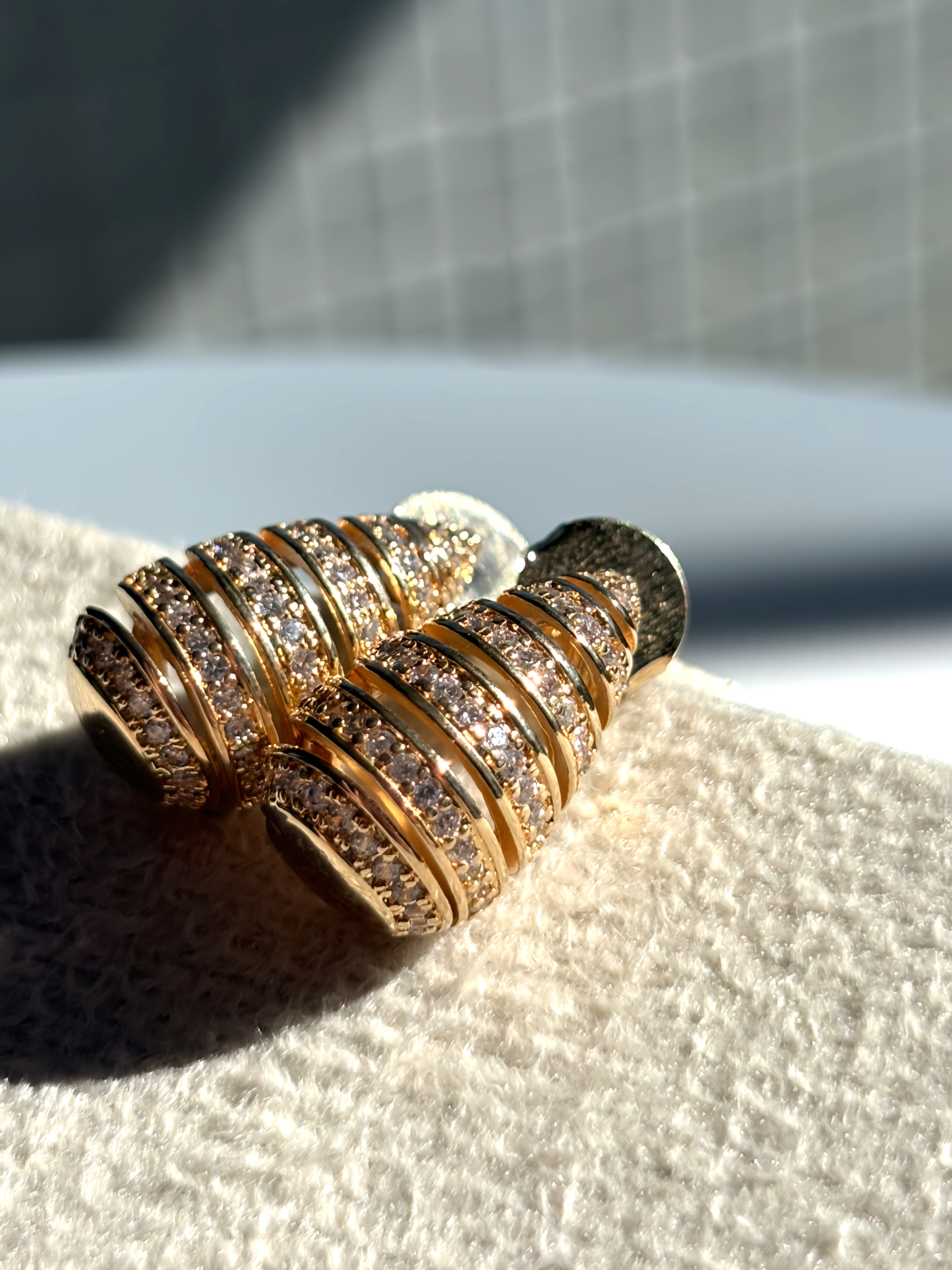 Brinco Gota Cravejada